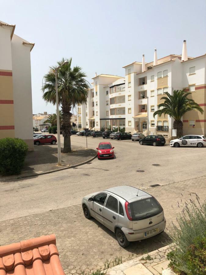 Olinda'S 2 Bedroom Apartment لاغوس المظهر الخارجي الصورة